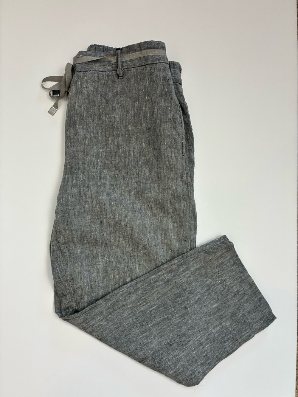 Chico's  Linen Relaxed Cropped Pants w/ Ribbon Belt
